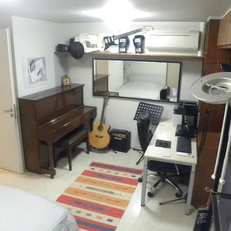 The Musician's Flat Апартаменты